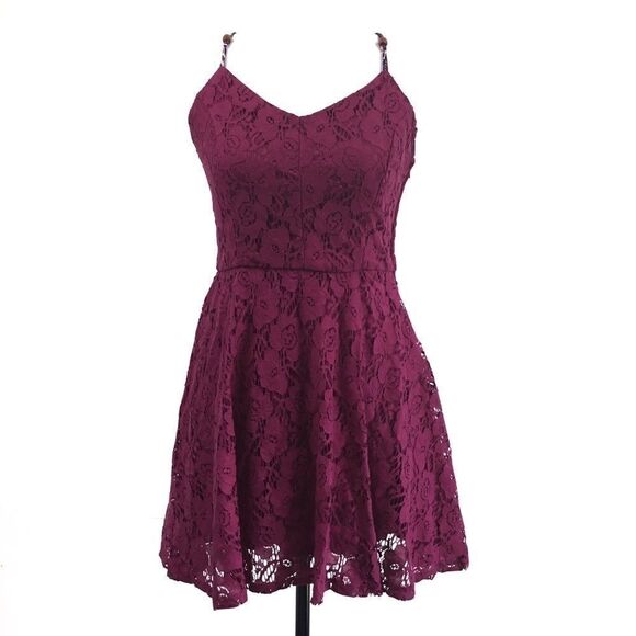 Xhilaration Dress Mini Purple Lace Lined Spaghetti Straps Junior Medium - Picture 1 of 8